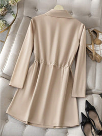 Women's Windbreaker With Drawstring Waist