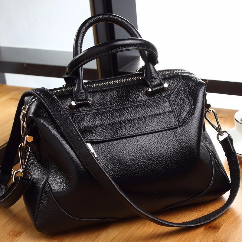 Fashion Women's Leather Shoulder Bags
