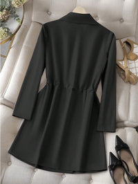 Women's Windbreaker With Drawstring Waist