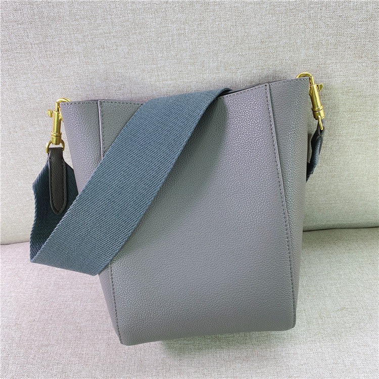 Single Shoulder Bucket Leather Bug