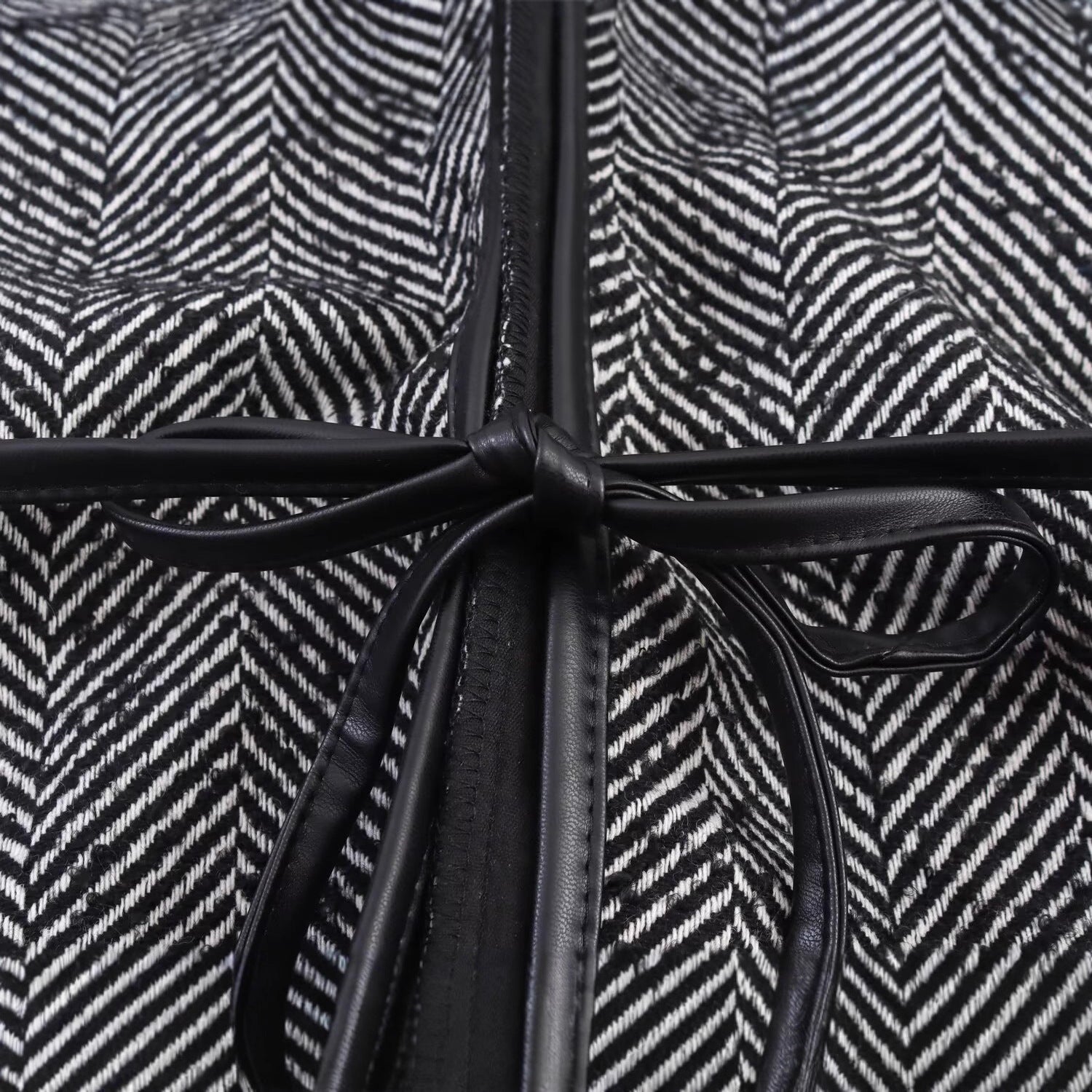 British Style Fashionable Temperament Lace Waist Design Mid-length Coat