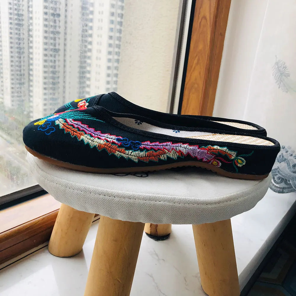 Embroidered Phoenix Women Cotton Close Slippers