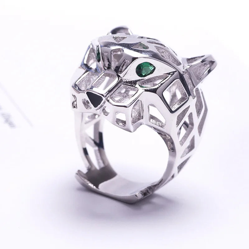 Elegant stylish gold ring