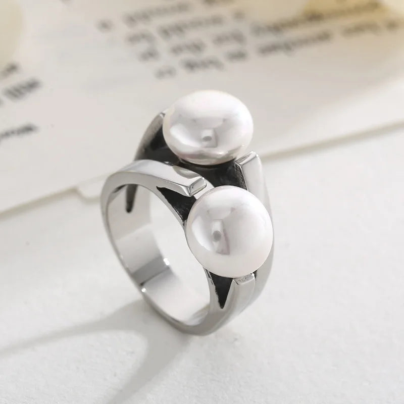 Elegant Shell Simulated Pearl Rings for Women