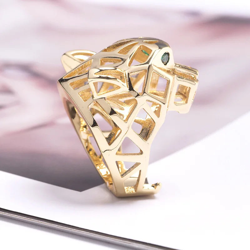 Elegant stylish gold ring