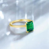 Dazzling Gemstone Emerald 925 Sterling Silver Ring For Women