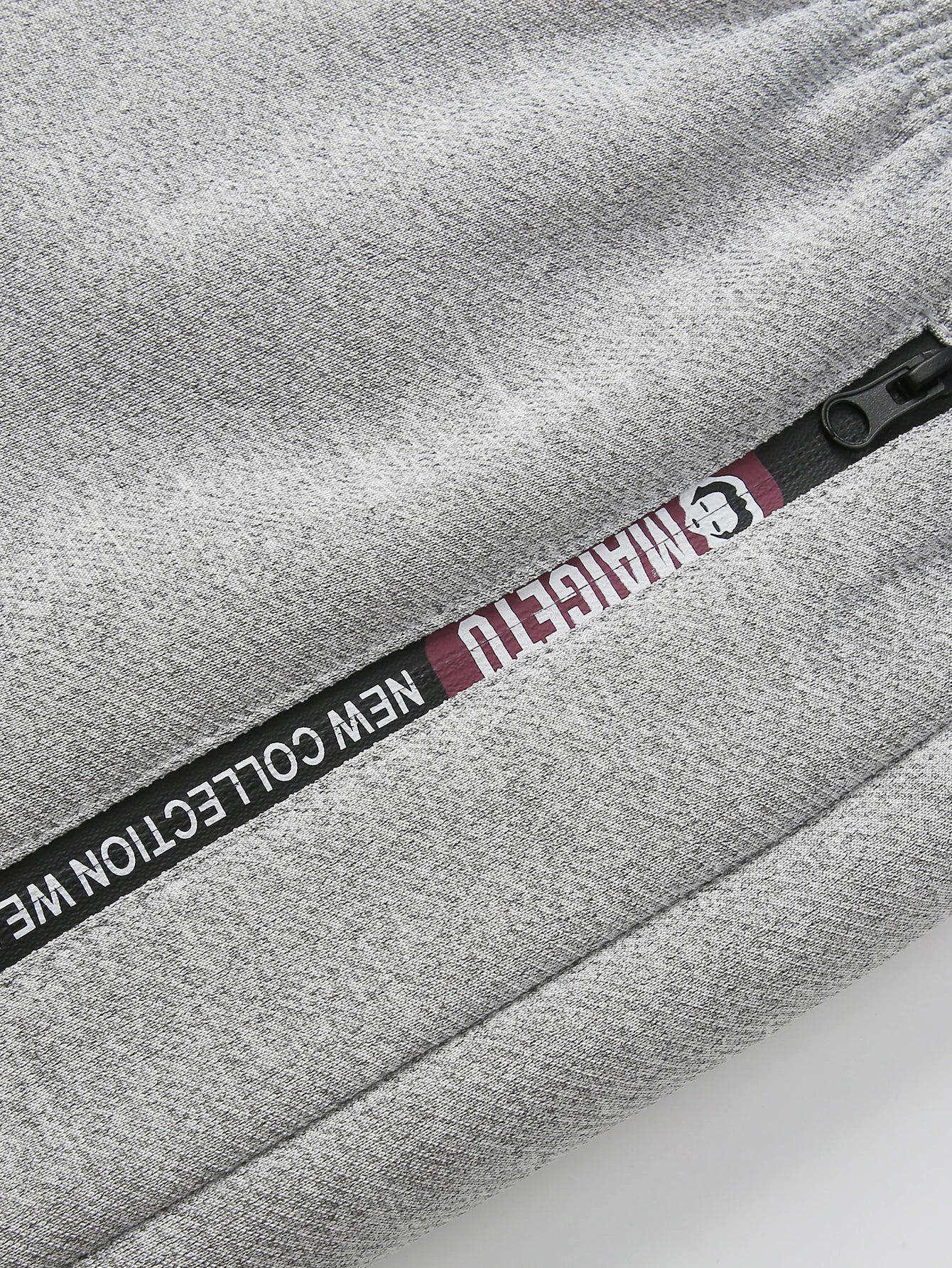 Men's winter sportswear set; warm fleece round neck sweatshirt and men's drawstring sport pants