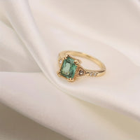 Fashion inlaid green stone ring personalized retro engagement ring female gold-plated