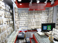 Elegant stylish gold ring