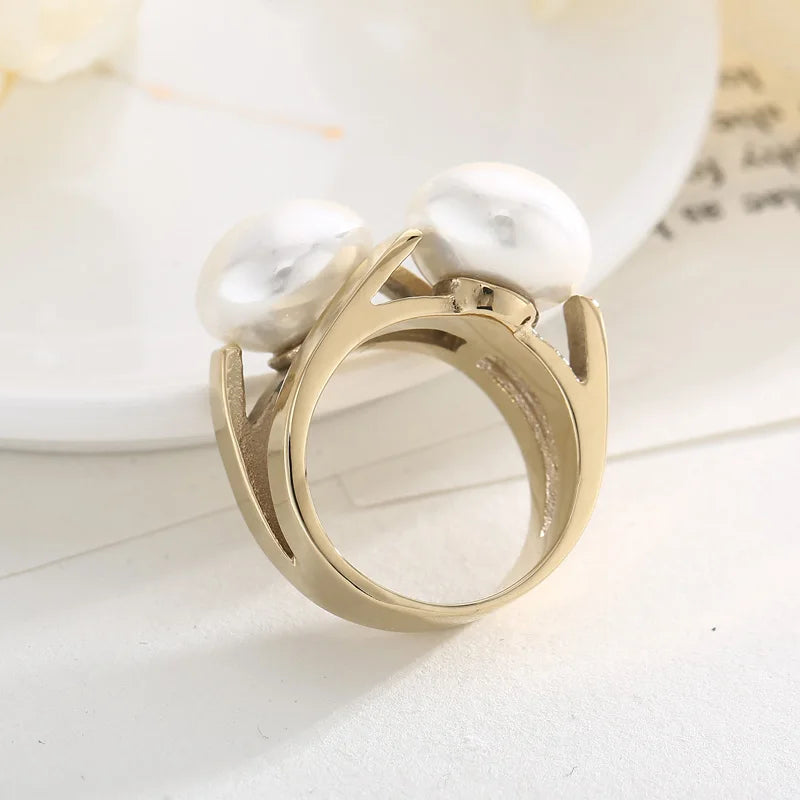 Elegant Shell Simulated Pearl Rings for Women