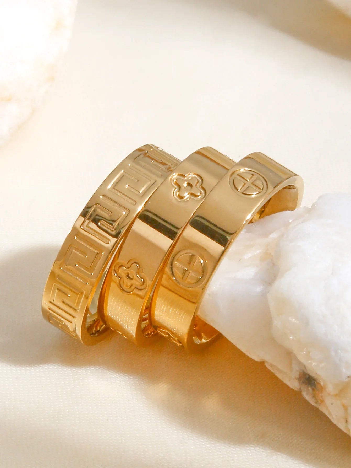 18K Gold, Great Wall Pattern, Four Leaf Flower, Cross Ring For Women