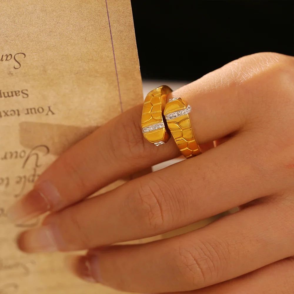 Elegant Rhinestones Rings For Women Stainless Steel No Rusted 18K