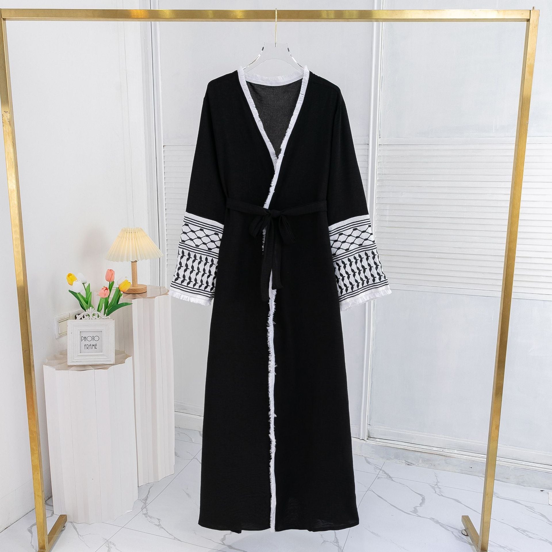 Elegant Cardigan Embroidered Muslim Dress Women's Robe